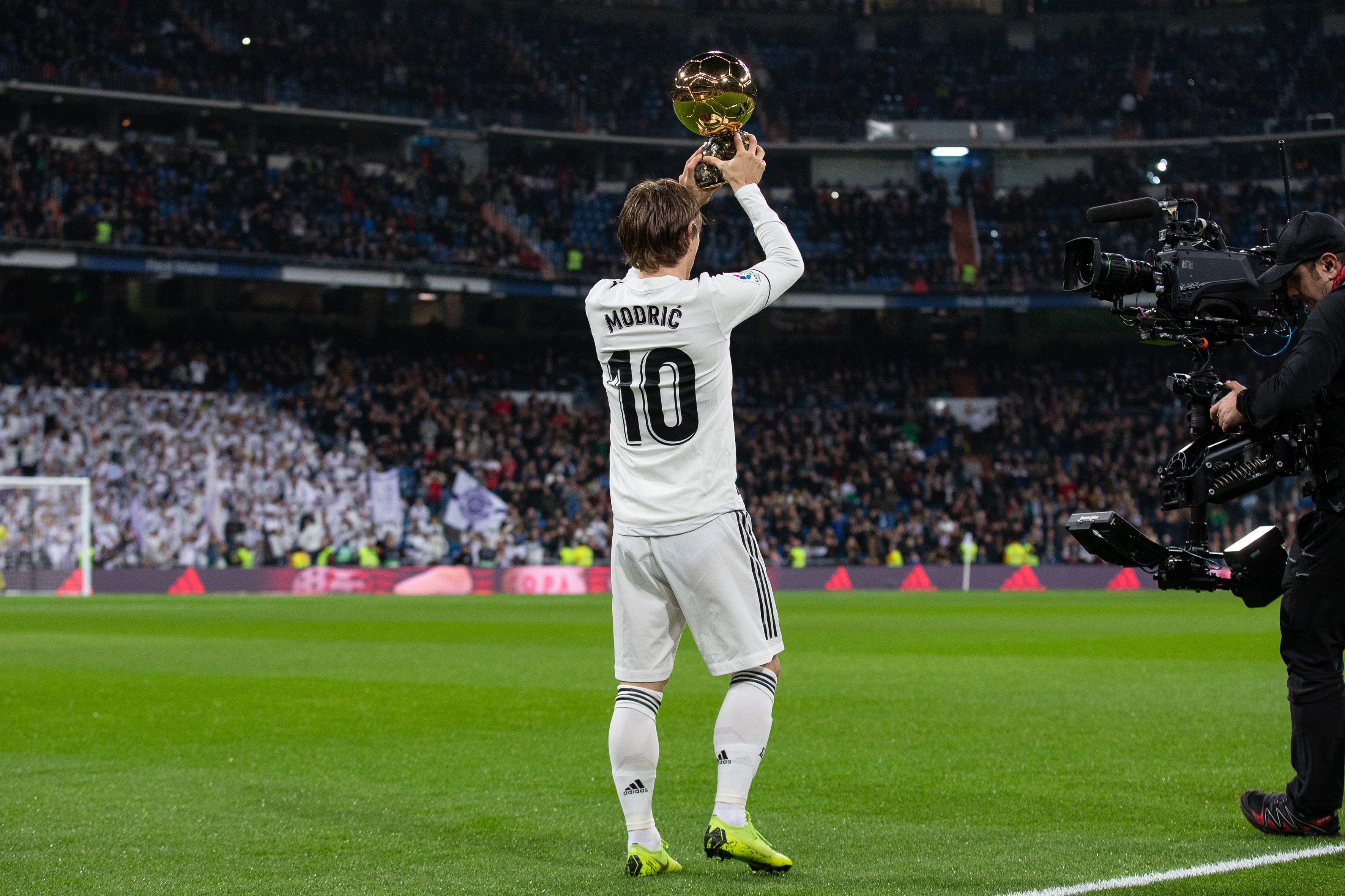 泰晤士报：若击败皇马晋级四强，阿森纳欧冠总收